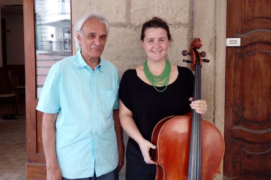 Katherine Philp with renowned cellist and advocate for contemporary music, Rohan de Saram (left). Image: Katherine Philp.